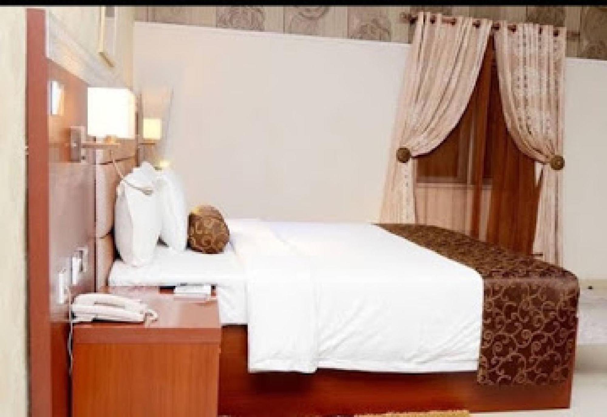 Room In Lodge - Nippon Grand Hotels Jabi Exterior photo